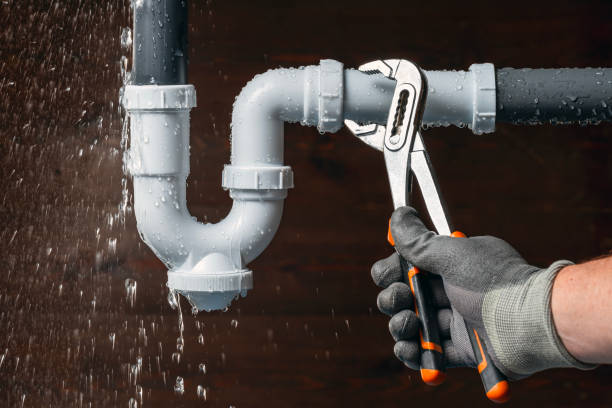 Professional Emergency Plumber technician working in Hazleton, PA